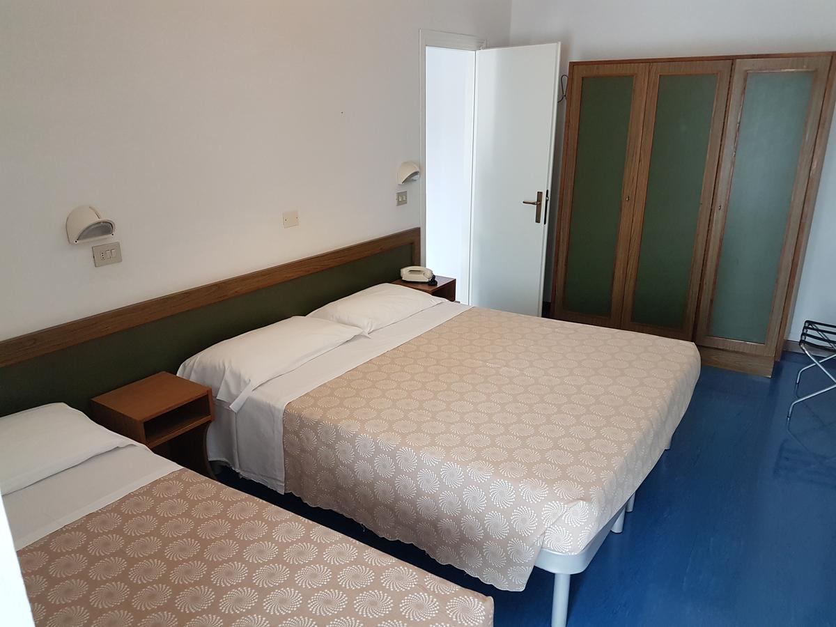 Hotel Residence Adriana Cesena Bagian luar foto